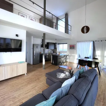 Azur Arts Lanzarote Lofts * 티나조