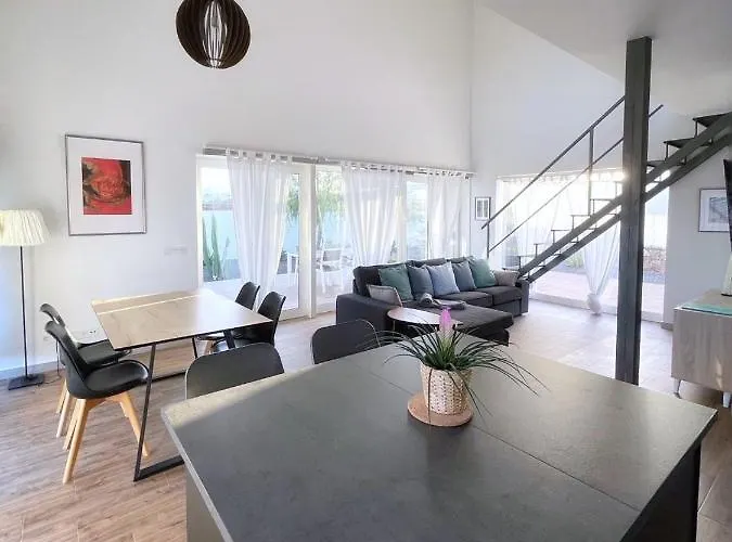 Azur Arts Lanzarote Lofts * 티나조